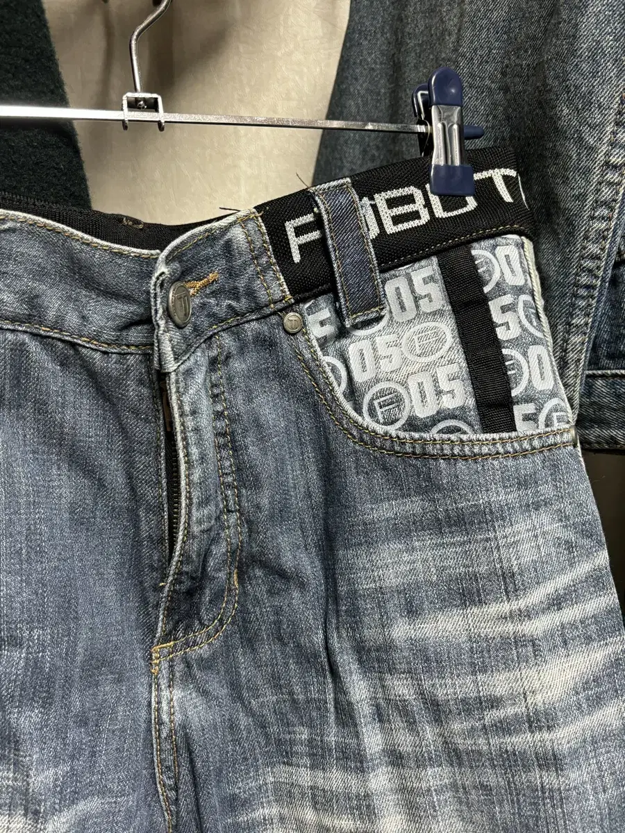 푸부(FUBU) 데님